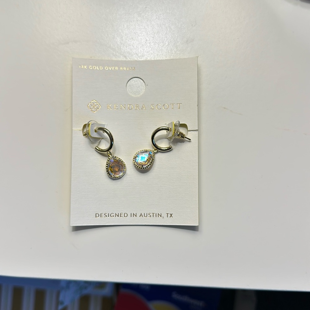 Kendra Scott Earrings NWT